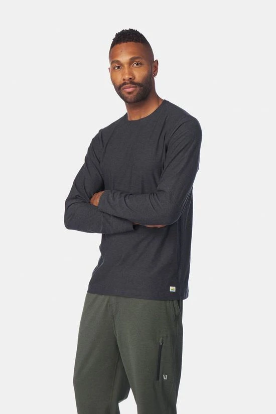 Vuori L/S Strato Tech Tee 1 Vuori L/S Strato Tech Tee