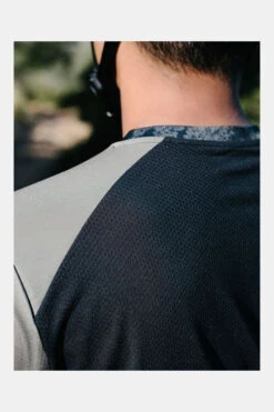 AGU MTB Fietsshirt LM 19 AGU MTB Fietsshirt LM -Meindl Fietsshirts Winkel dbbce00004 5151 09 nl